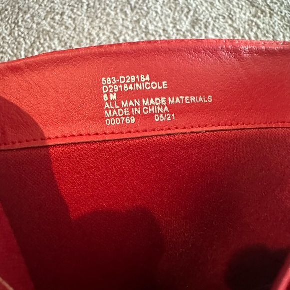 New Seven Dials Red Alligator Faux Leather Booties, sz 6 - Picture 5 of 7